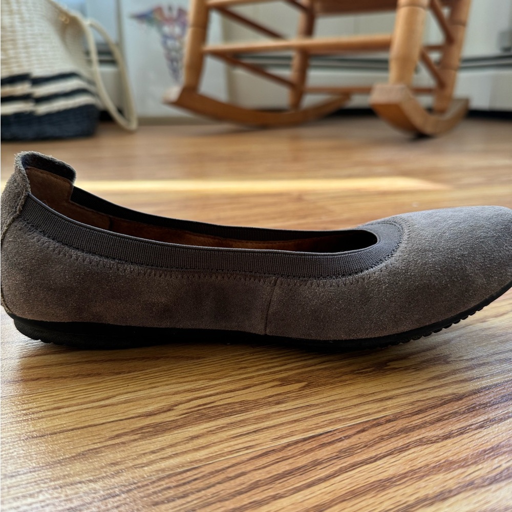 Grey Women’s Flats - Size 6.5 Josef Seibel